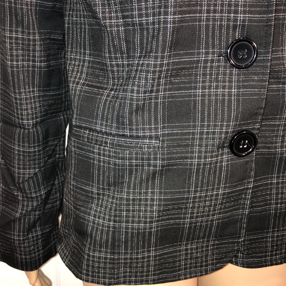Fashion Bug Black Plaid Blazer. 10 - Picture 3 of 7
